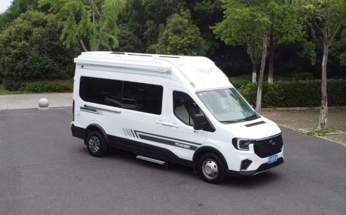 4Starlight Business Cabin Campervan(001)(001)